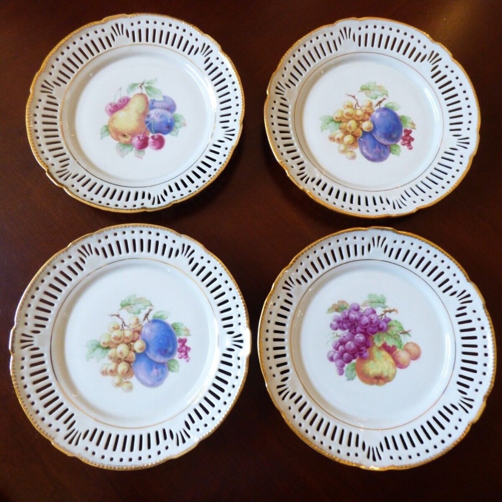 VTG Lot of 4 Schumann Germany Fruit Grape Pattern Pierced Rim 7.5" Salad Plates